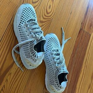 Nobull Allsay Knit sneakers. Brand new.